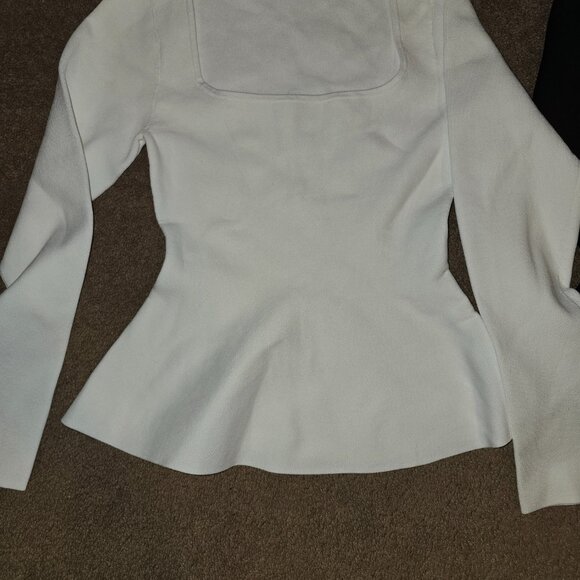 Aritzia babaton sculpt knit pouf - Picture 2 of 4